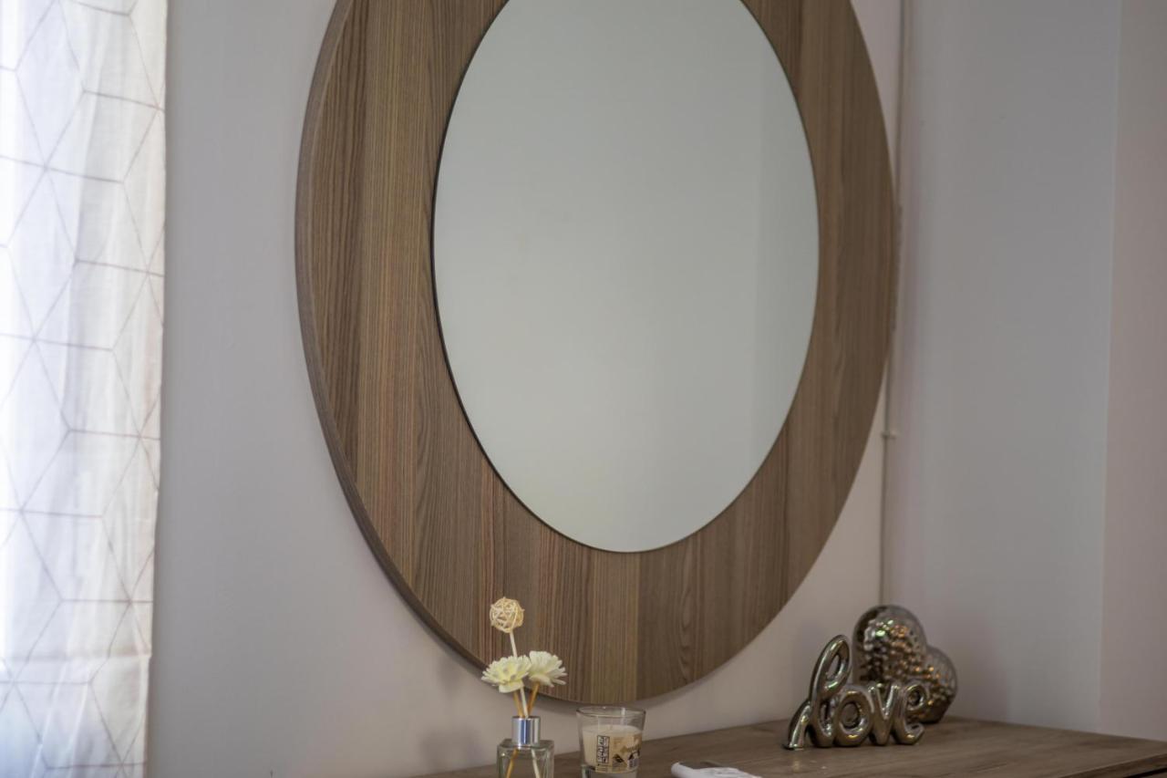 Korinthos Downtown Apartment Dış mekan fotoğraf