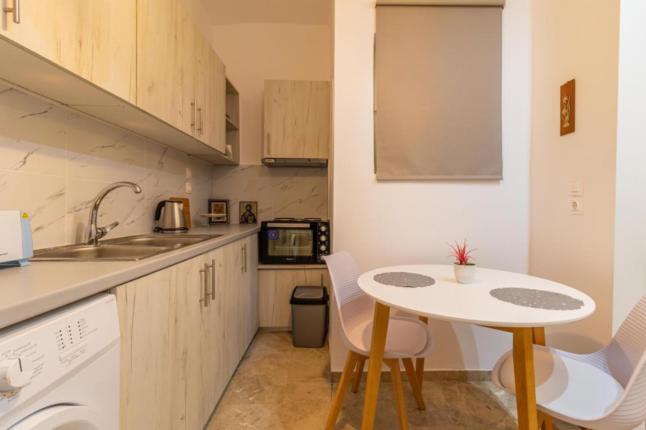 Korinthos Downtown Apartment Dış mekan fotoğraf